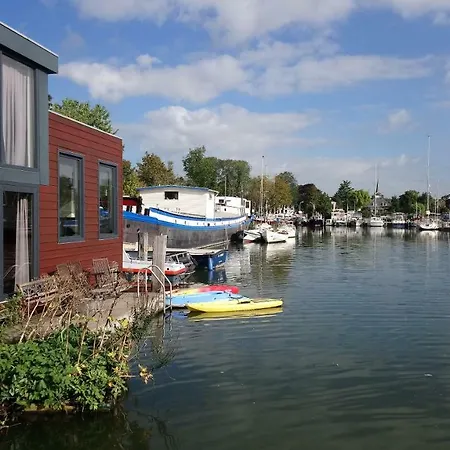 Frühstückspension Houseboat Vliegenbos *