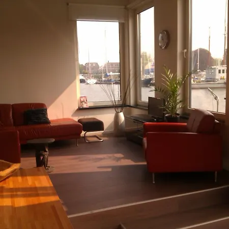 Konukevi Houseboat Vliegenbos Amsterdam