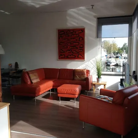Houseboat Vliegenbos * Amsterdam