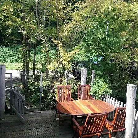 Houseboat Vliegenbos