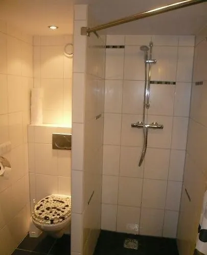 Pensjonat Houseboat Vliegenbos 3*