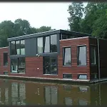 בית הארחה Houseboat Vliegenbos 3*